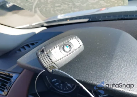 2014 BMW X1 xDrive28I из США, поврежденный, VIN WBAVL1C54EVY23984